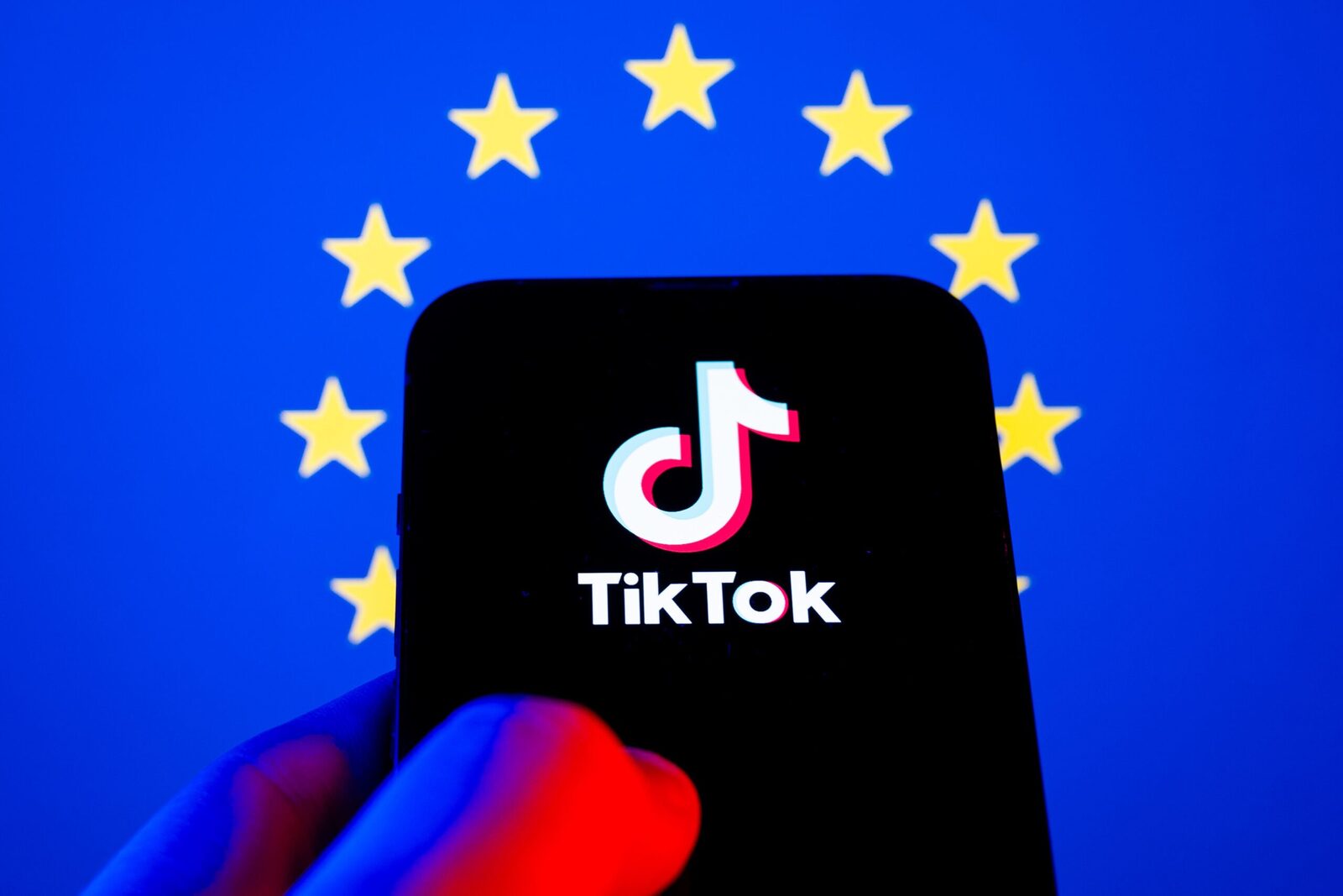 [ad_1] Autoritatea irlandeză de supraveghere a serviciilor digitale a anunțat recent că începe o serie de investigații asupra platformelor online pentru a verifica dacă acestea respectă standardele Uniunii Europene privind mecanismele de raportare a conținutului ilegal