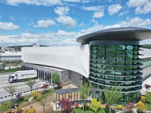 Carmistin, compania de carne aviară a familiei Paraschiv, a obținut un împrumut…