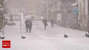 ANM a extins avertizările pentru vreme severă: vânt intens, ninsori și viscol. HARTĂ