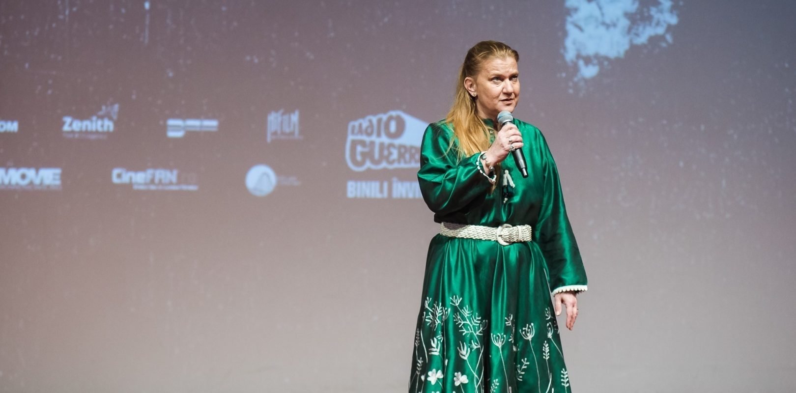 Ada Solomon, prima româncă aleasă în conducerea Academiei Europene de Film, ocupă poziția de președintă a consiliului director și are în palmares nouă trofee Gopo pentru cel mai bun film
