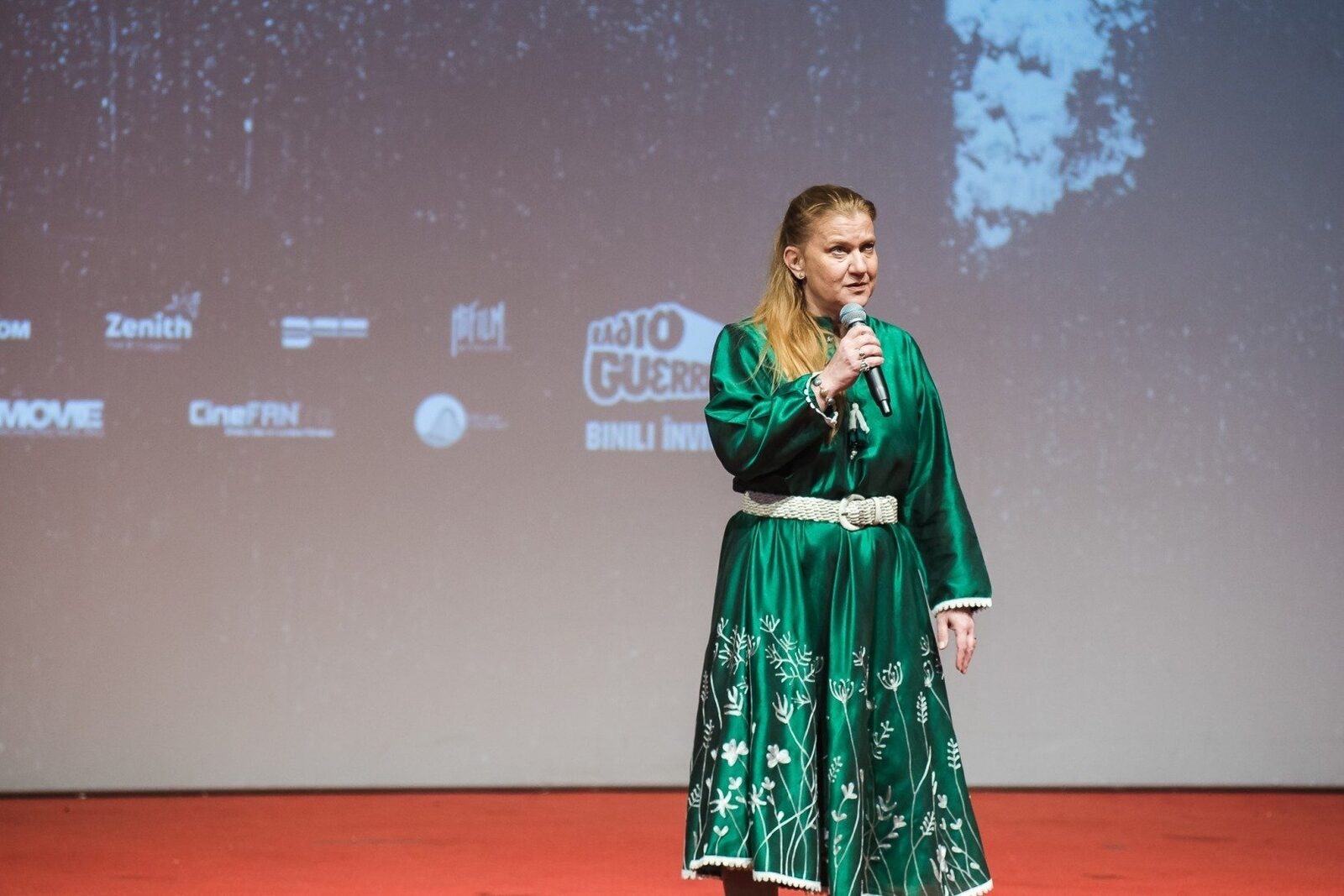 Ada Solomon, prima româncă aleasă în conducerea Academiei Europene de Film, ocupă poziția de președintă a consiliului director și are în palmares nouă trofee Gopo pentru cel mai bun film