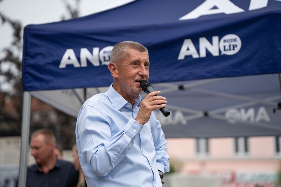 [ad_1] Miliardarul și susținător al lui Donald Trump, Andrej Babis, a fost numit din nou premier al Cehiei, marți, după alegerile parlamentare câștigate de partidul său, ANO, și la patru ani de la pierderea mandatului anterior