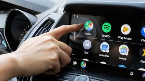Update-uri de firmware pentru Android Auto și Apple CarPlay