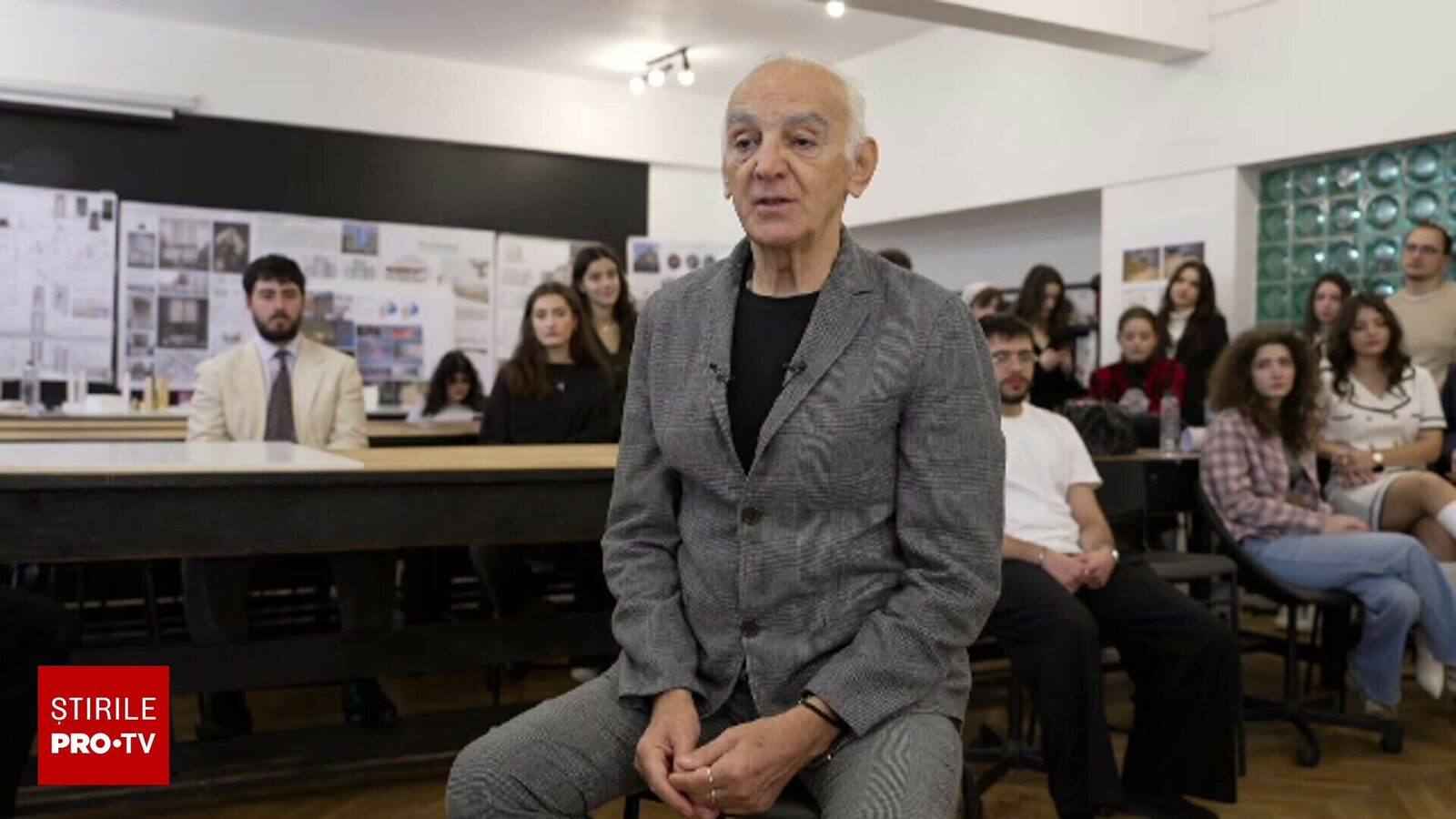 Arhitectul Dorin Ștefan, creator de zgârie-nori și aeroporturi, a colorat Capitala comunistă.