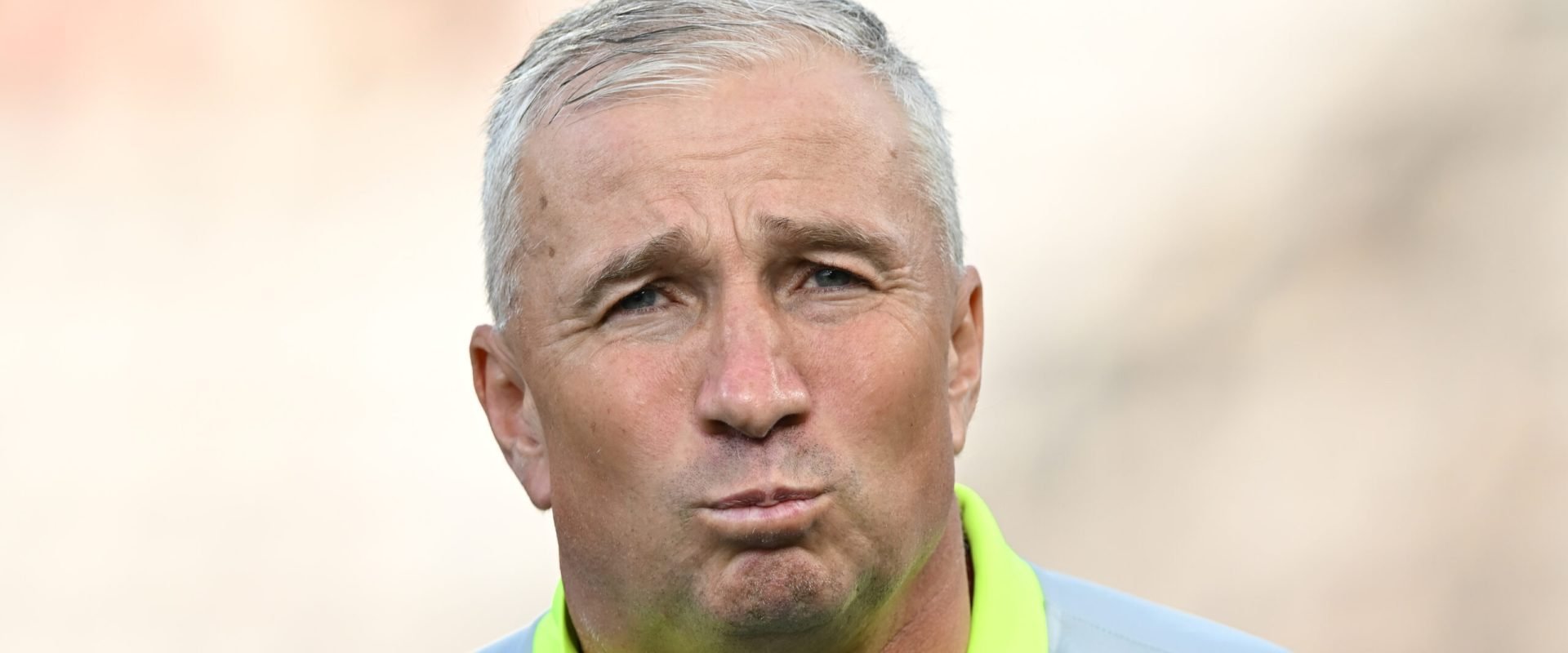 Dan Petrescu a slăbit 30 de kilograme din cauza bolii, iar fiicele lui au venit de urgență în România
