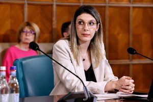 Diana Buzoianu, Ministrul, face apel la demisia liderilor ABA Buzău–Ialomița și ESZ Prahova; ea a dispus Corpului de Control să efectueze inspectii.