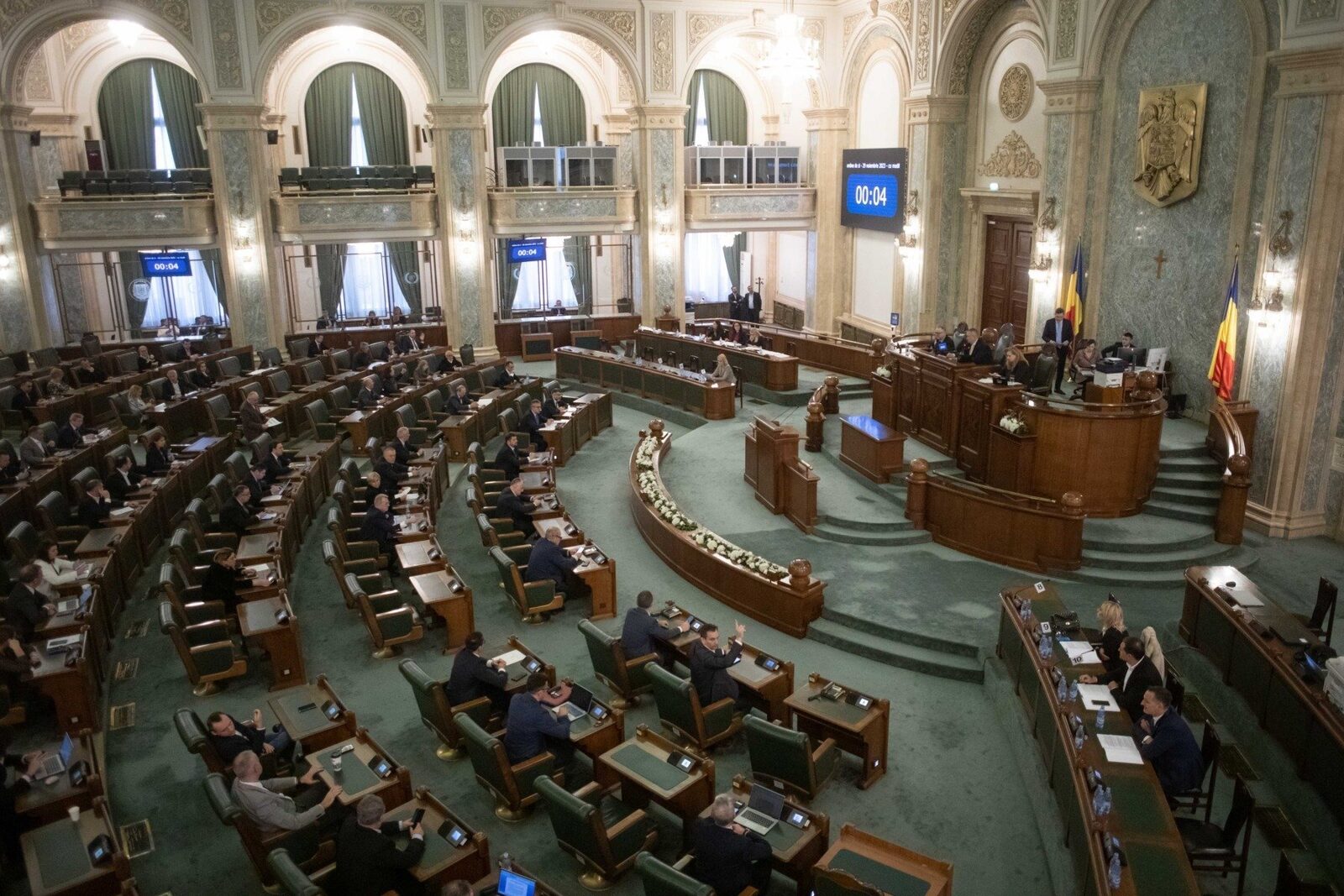 Liderul senatorilor USR afirmă că senatorii PSD, conduși de Daniel Zamfir, plănuiesc să susțină opoziția în voturi, în ciuda acordului politic al coaliției de guvernare