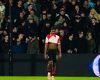LEES TERUG: Feyenoord ligt uit de beker door in eigen huis te verliezen van SC Heerenveen (2-3)