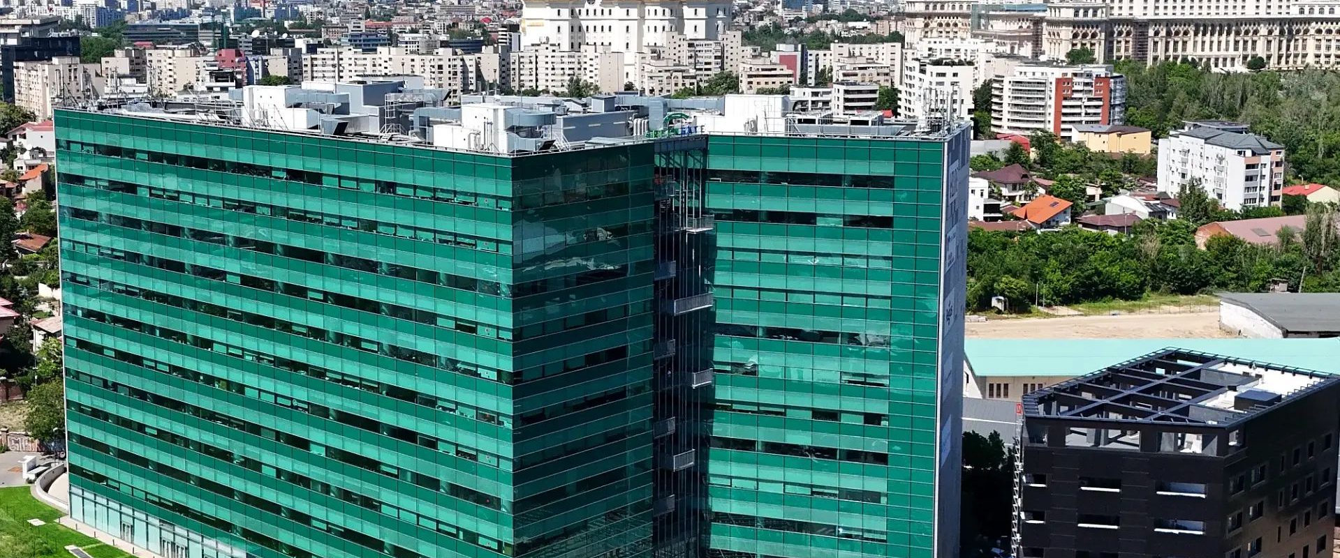 Coțcărie imobiliară la Tribunalul Ilfov: chirie cu 50% peste valoarea pieței și contract secret, cu nepoata șefei Înaltei Curți în rol de directoare economică