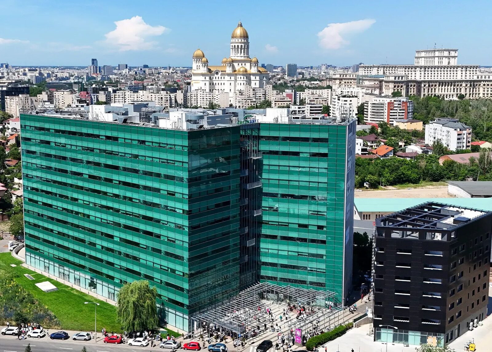 Coțcărie imobiliară la Tribunalul Ilfov: chirie cu 50% peste valoarea pieței și contract secret, cu nepoata șefei Înaltei Curți în rol de directoare economică
