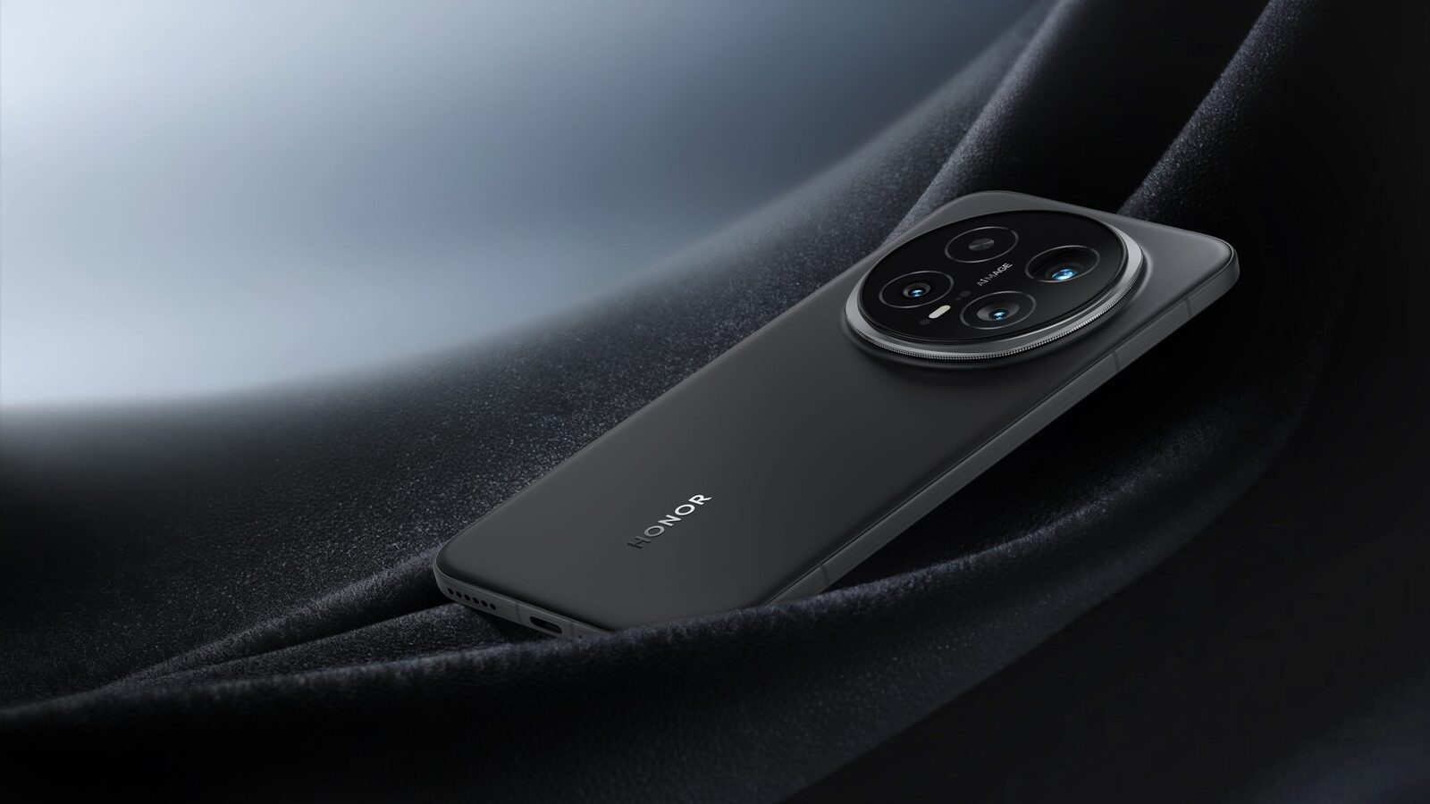 [ad_1] Piața smartphone-urilor evoluează rapid, iar conceptul de telefon pentru durată lungă devine tot mai relevant