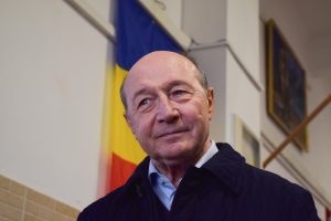 Alegeri în București: Traian Băsescu exprimă îngrijorare și vorbește despre responsabilitate.