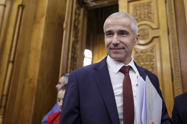 Ministrul Justiției neagă orice responsabilitate ca reacție la ancheta Recorder, afirmând că ministerul nu intervine în modul în care magistrații aplică legea și că, în calitate de oficial, nu poate comenta despre presupusa „capturare” a Consiliului Superior al Magistraturiiea noastră”