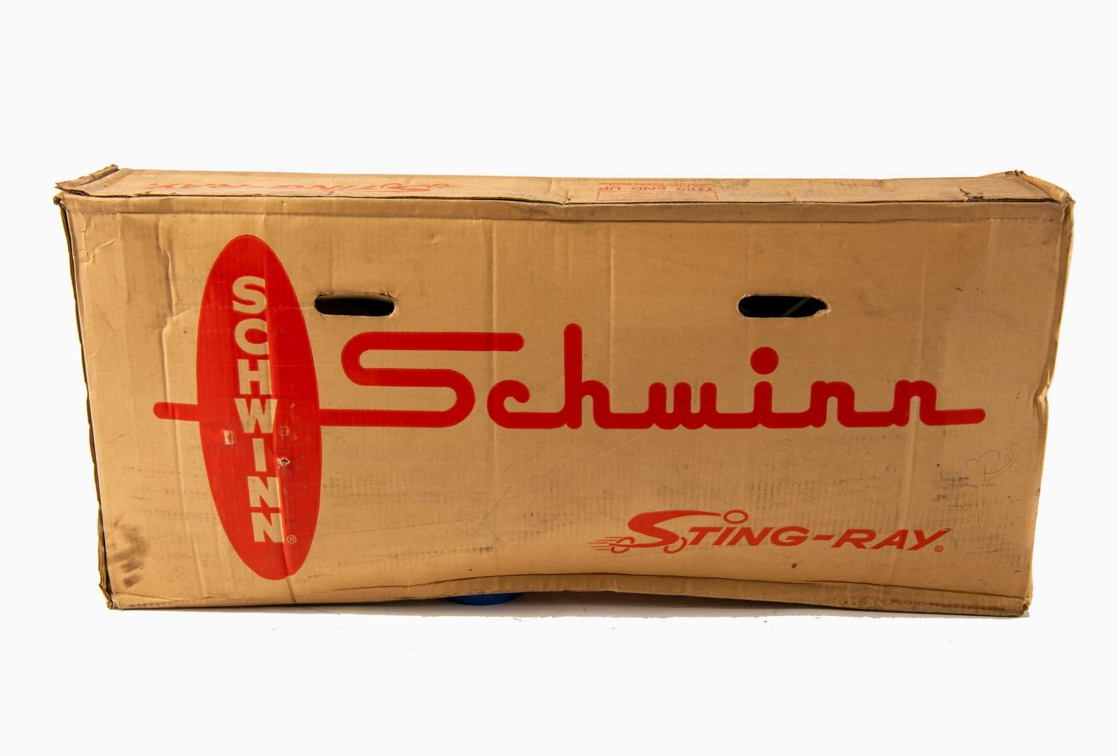 În continuare în cutia de fabrică! O Schwinn Sting-Ray „Orange Krate”