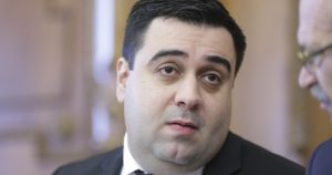 DNA efectuează percheziții la Răzvan Cuc, fost ministru al Transporturilor, într-un dosar de mită.