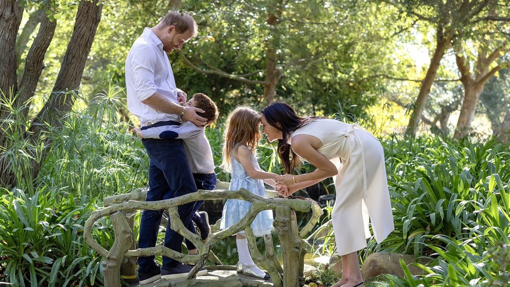 Meghan Markle, Prince Harry share new family photo featuring Archie, Lilibet