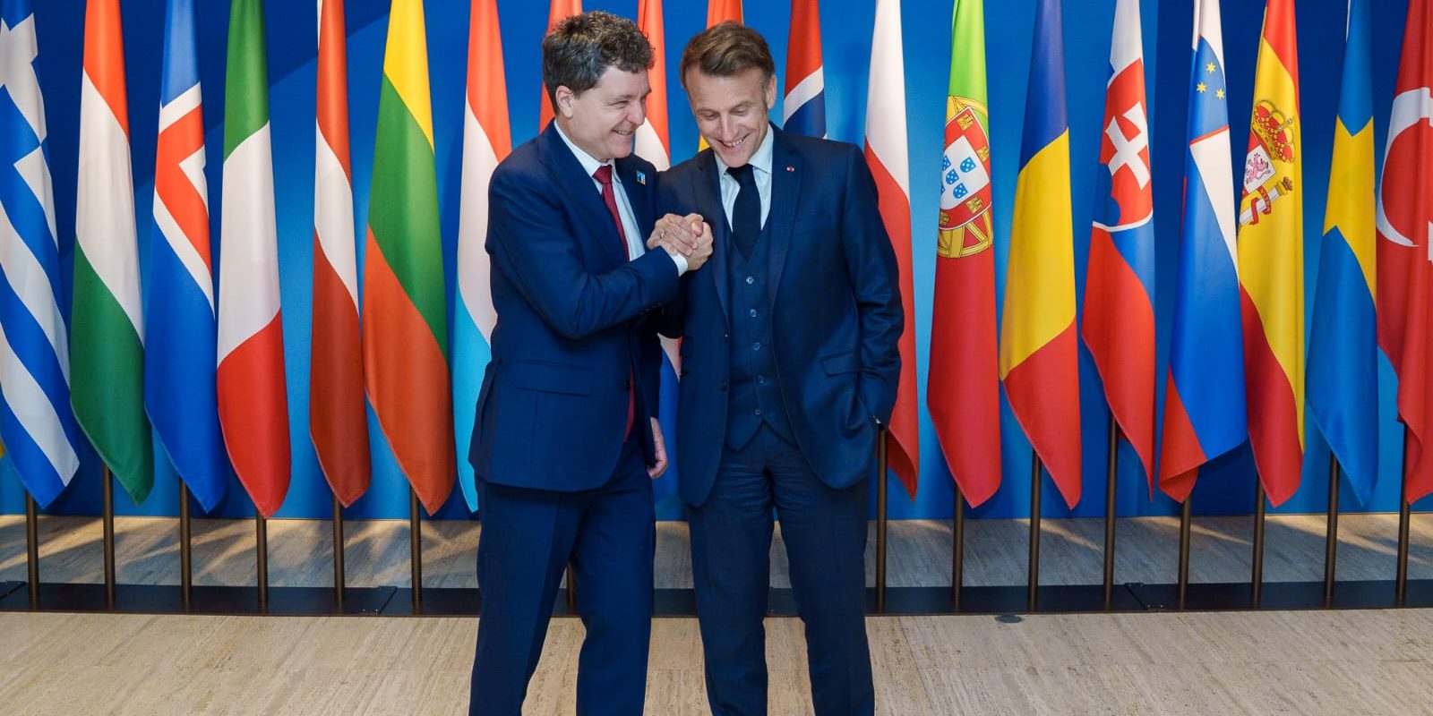 Președintele Nicușor Dan efectuează o vizită oficială în Franța luni, ocazie cu care va avea întrevederi cu comunitatea românilor și cu președintele Emmanuel Macron