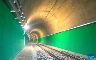 Chinese-built modern railway opens to traffic in Georgia-Xinhua