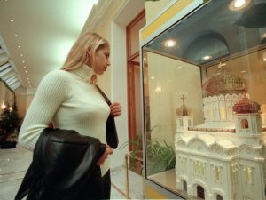 „Cea mai frumoasă femeie din lume” a născut pentru a patra oară la vârsta de 44 de ani.