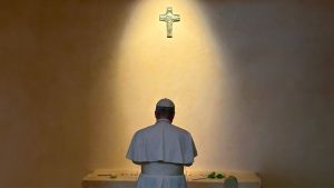 Papa Leon afirmă că afirmațiile lui Trump „etting to destabilize” alianța dintre Europa și Statele Uniteea noastră”