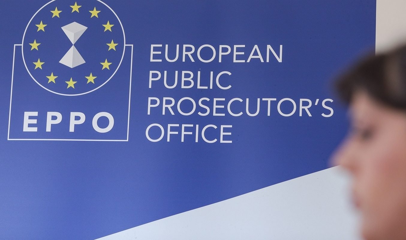 [ad_1] Dragoș Pâslaru, ministrul Investițiilor, a declarat că a notificat Parchetul European cu privire la procesul de achiziție a microbuzelor electrice pentru elevi