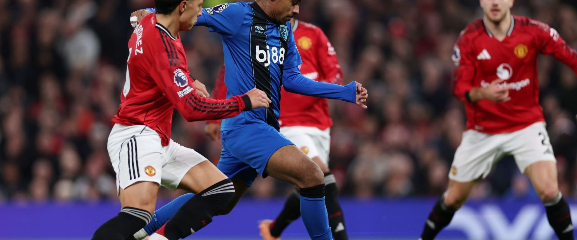 Man. United - Bournemouth, 4-4, ca pe "Teatrul Viselor"! Remiză epică în finalul etapei din Premier League