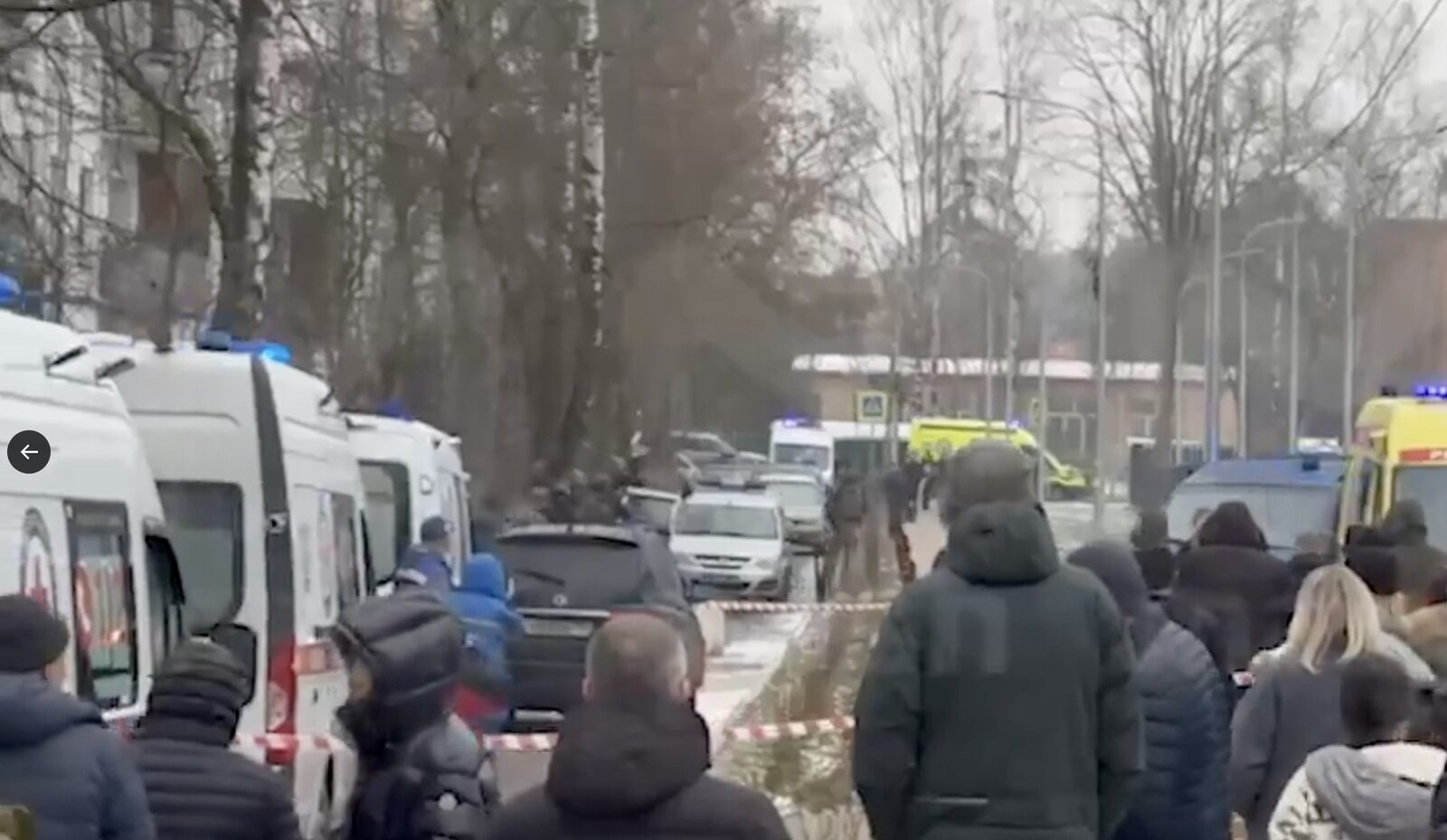 [ad_1] Un băiat de 10 ani a fost înjunghiat mortal de către un coleg de școală într-o unitate de învățământ din Odințovo, la ceva mai puțin de câțiva kilometri vest de Moscova, conform unei declarații a poliției ruse citate de un site de știri