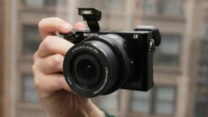 Top camere foto pentru începători în anul 2025