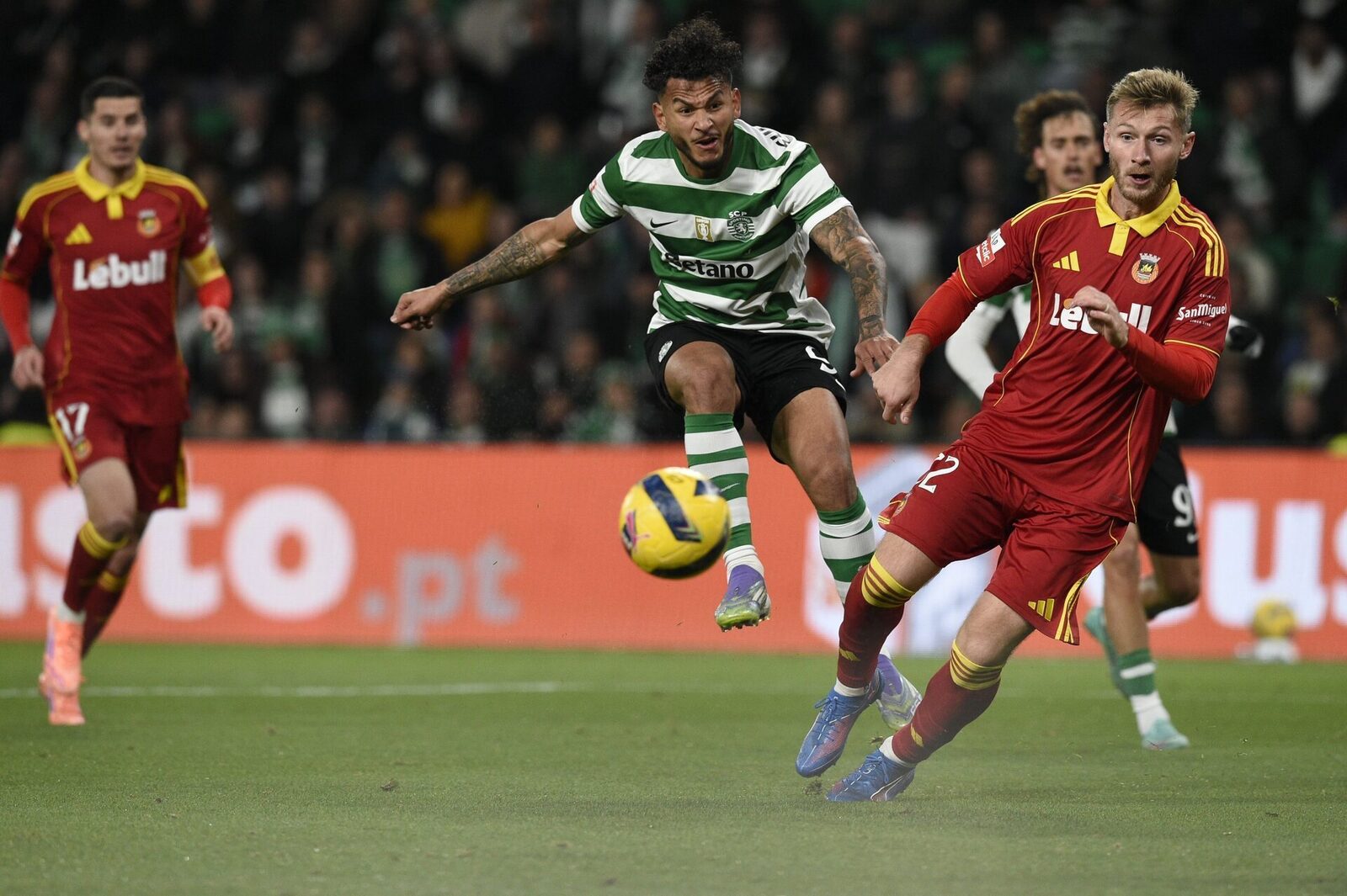 Sporting în stil impunător, la finalul unui an strălucit (cronica)