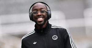 Știri echipă: Șase modificări pentru meciul cu Clarets, Wissa rezerve