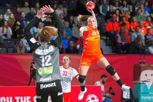 Transferuri de marcă în „Liga Florilor”: Jucătoarele naționale au semnat până în 2028 în România.