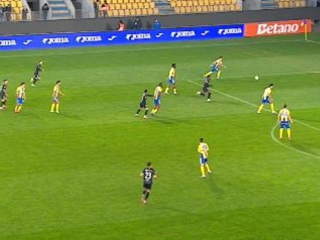 Live Video&Score | Petrolul - Universitatea Craiova 0-3, ACUM, la DGS 1. Metaloglobus