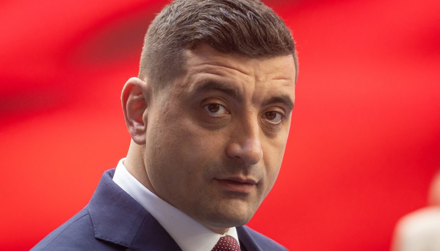 VIDEO George Simion acuză nereguli în Buzău. „Primarii intră în secțiile de vot, în propria moșie”