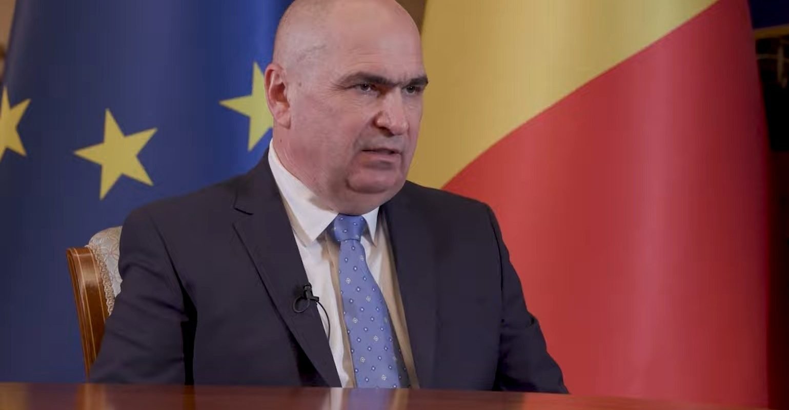 [ad_1] Premierul Ilie Bolojan a afirmat joi, într-o conferință de presă ținută la Viena, că persoanele responsabile de calamitatea de la barajul Paltinu trebuie să suporte consecințele, iar acest lucru va avea loc în zilele următoare
