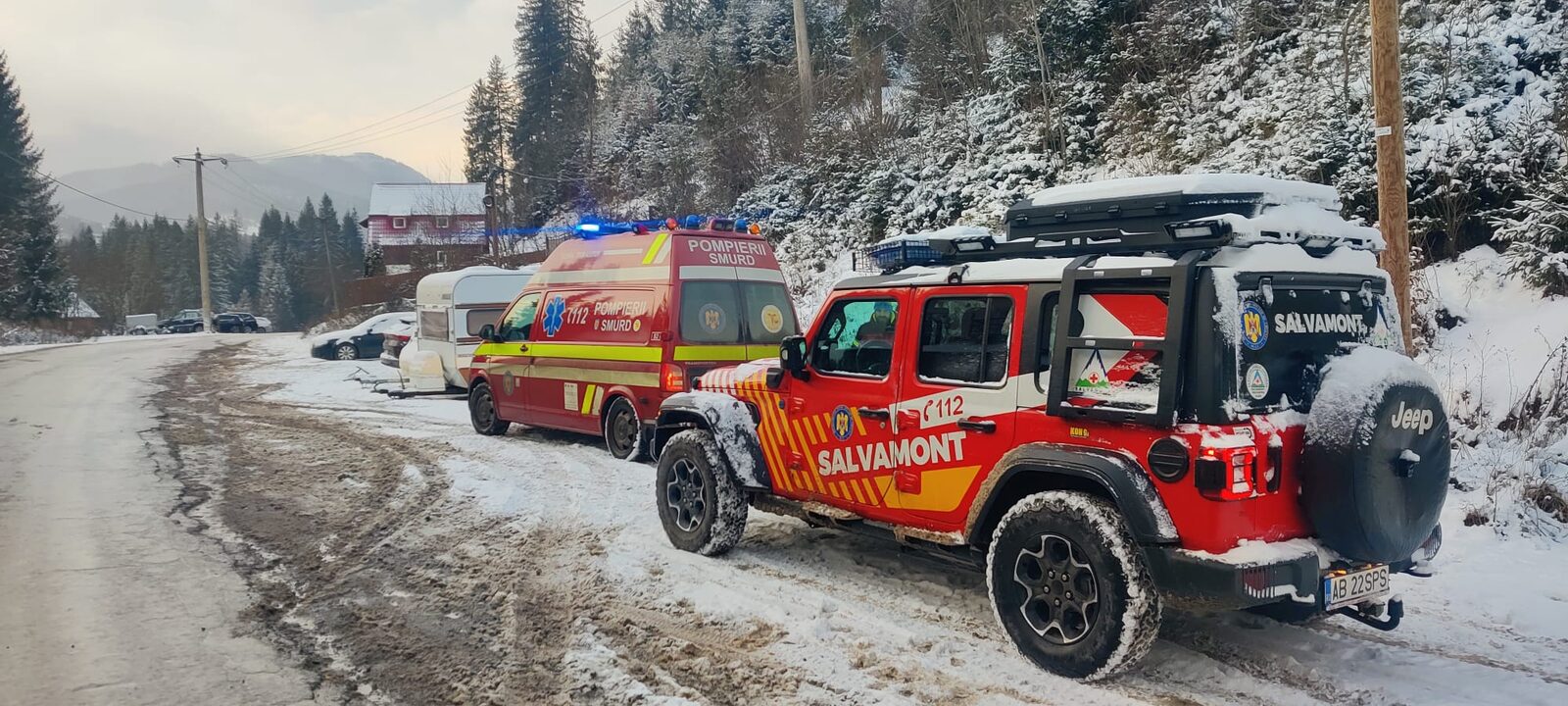 Doi turiști au fost răniți miercuri după ce ATV-ul în care se aflau s-a răsturnat în zona Galbena, din apropierea stațiunii montane Arieșeni, situată la granița dintre județele Alba și Bihor