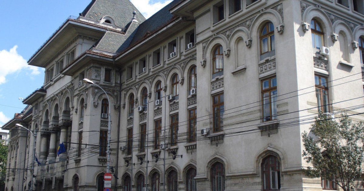 Sondaj recent în București: Care sunt candidații preferați cu puțin înainte de alegeri?