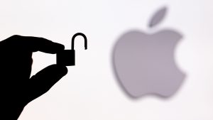 Apple lansează patch-uri critice după exploatarea vulnerabilităților WebKit