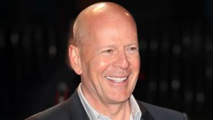 Unul dintre ultimele filme ale lui Bruce Willis a pătruns discret în topurile de streaming.