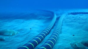 Cabluri submarine de internet, convertite în detectoare mari de seisme