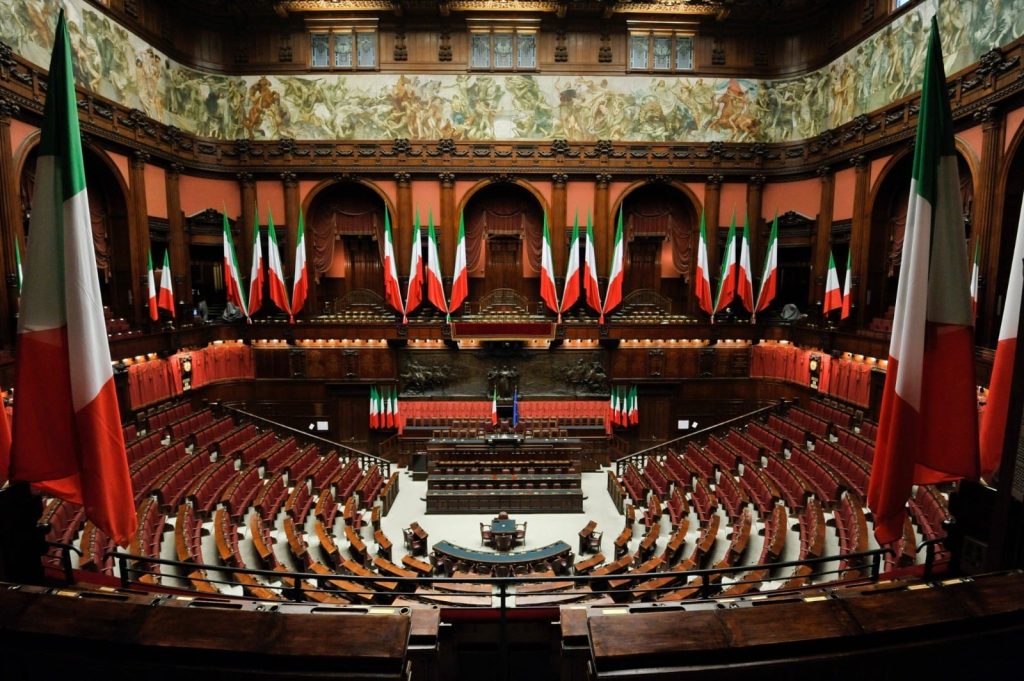 camera-deputatilor-parlament-italia.jpg