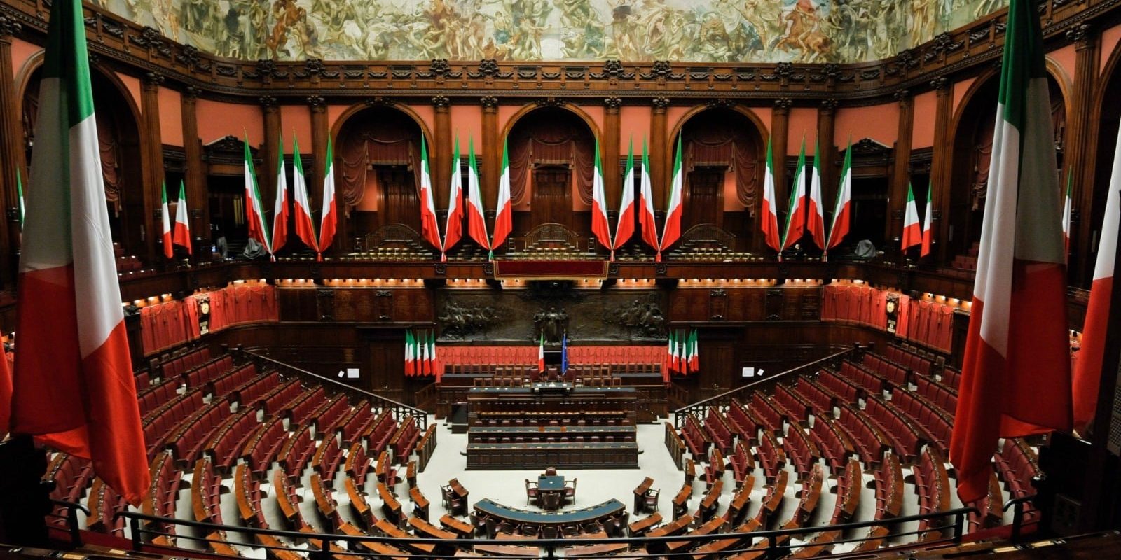 camera-deputatilor-parlament-italia.jpg