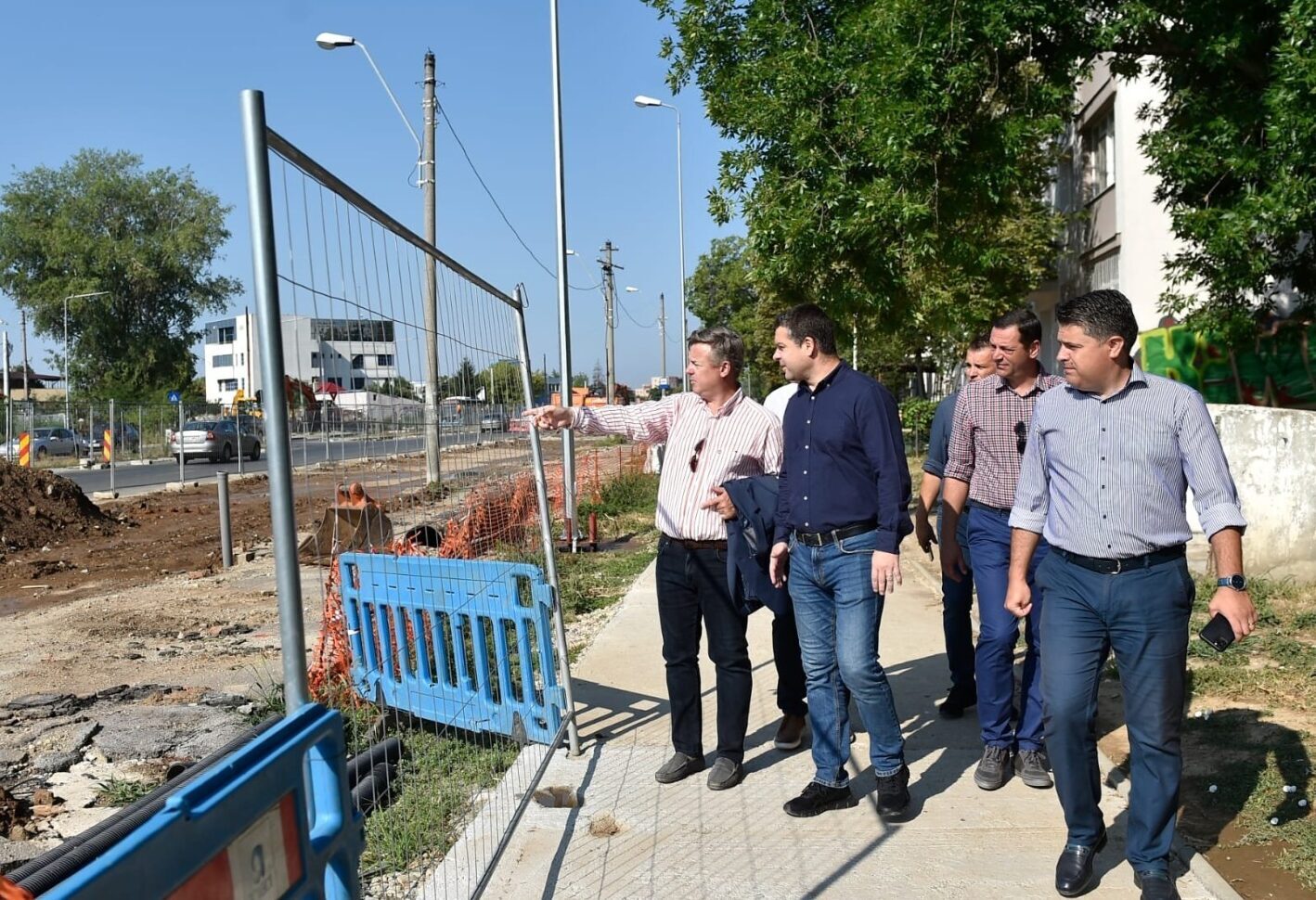 Ciprian Ciucu afirmă că anumite formațiuni politice nu au învățat nimic din greșelile trecutului și persistă în aceleași erori din ultimii 35 de ani; el consideră că doar două partide au șanse reale, în rest fiind doar manipulări