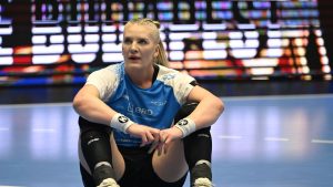 „Îmi vine greu să afirm că am dat peste cineva atât de dur” – Crina Pintea, la Poveștile Sport.ro, discută despre jocurile necorespunzătoare din lumea handbalului.