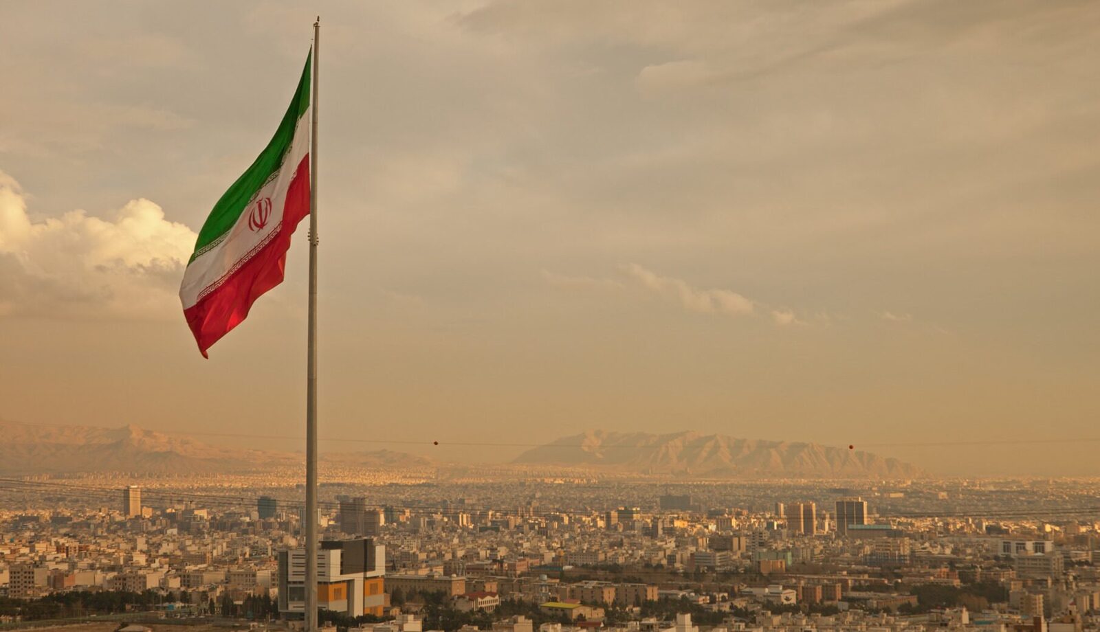 Gardienii Revoluției, iran: Zece „spioni străini” arestați