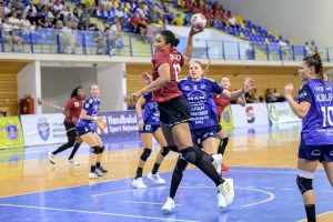 Decizie surprinzătoare în „Liga Florilor”: Echipa de cupe europene își schimbă antrenorul.