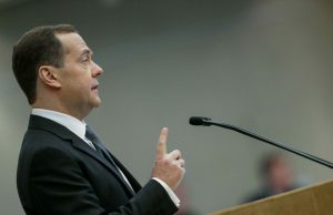 Medvedev îl amenință cu moartea pe Zelenski: „Doamna cu coasa” va veni în curând