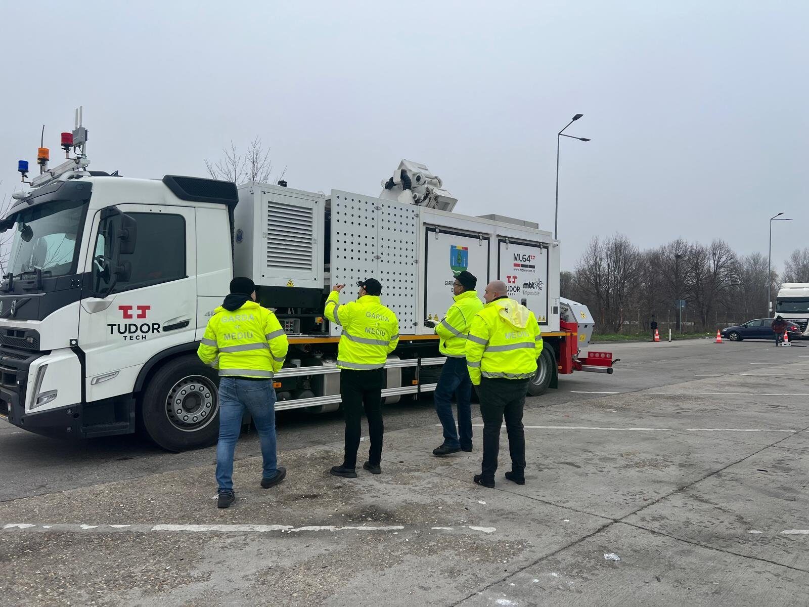[ad_1] Garda Națională de Mediu a efectuat recent un test important pentru optimizarea controalelor la frontieră, utilizând un nou scaner mobil cu raze X