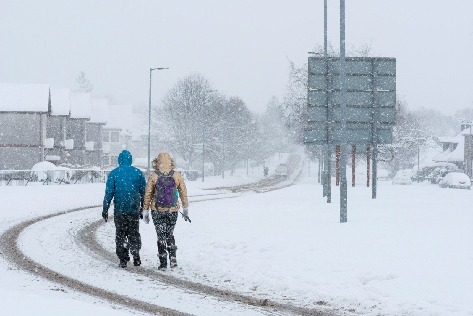 [ad_1] Administrația Națională de Meteorologie a emis o avertizare privind creșteri ale vântului și precipitații, în special sub formă de ninsoare, ghețuș, polei și viscol