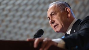 De ce vizita lui Netanyahu la Mar-a-Lago reprezintă începutul campaniei pentru realegerea premierului israelian?