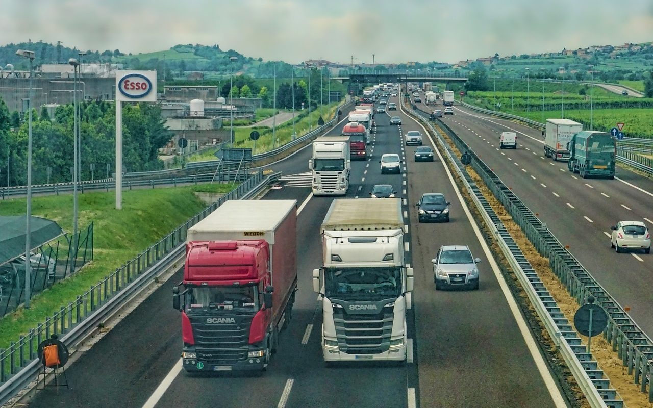 Ungaria intensifică sancțiunile pentru camioane prin majorarea amenzilor rutiere începând din ianuarie 2026